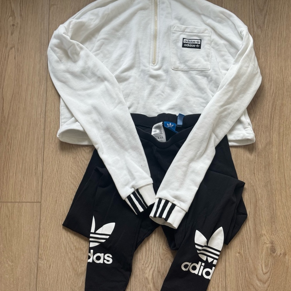 adidas White Sweatshirt with Quarter-Zip and Relaxed Fit